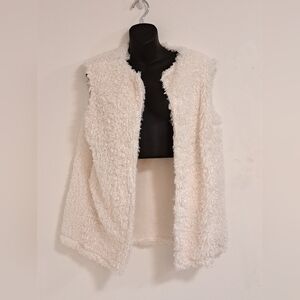 Flying Colors Eyelash Knit Ivory Vest NWT Misses Size Small